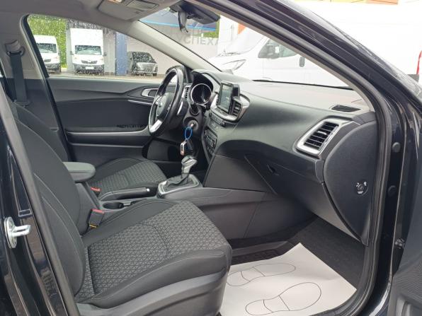 Kia Ceed III с пробегом 2019 года, цена 1 820 000 рублей, 59575 км, хэтчбек, Автокод Объявления