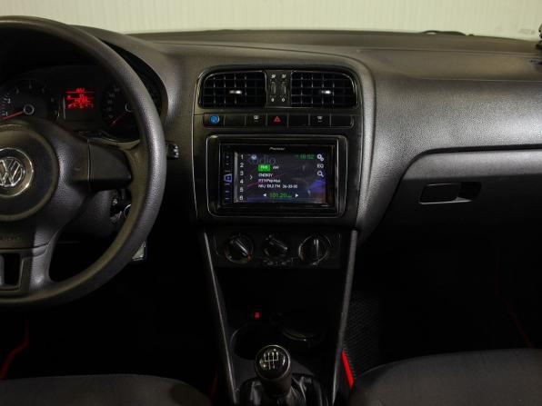 Volkswagen Polo V с пробегом 2013 года, цена 750 000 рублей, 140708 км, седан, Автокод Объявления