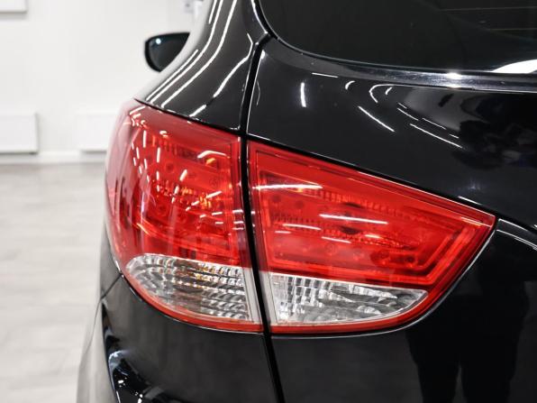 Hyundai ix35 I Рестайлинг с пробегом 2015 года, цена 1 255 000 рублей, 144070 км, внедорожник, Автокод Объявления