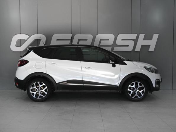 Renault Kaptur I с пробегом 2017 года, цена 1 759 000 рублей, 74677 км, внедорожник, Автокод Объявления