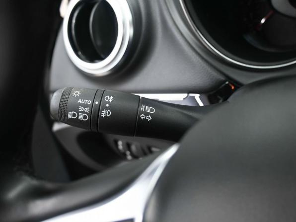 Renault Kaptur I Рестайлинг с пробегом 2020 года, цена 1 529 900 рублей, 114000 км, внедорожник, Автокод Объявления