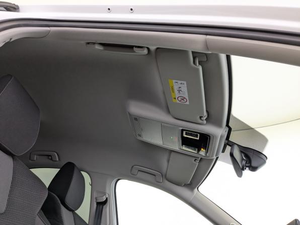 Skoda Octavia IV (A8) с пробегом 2021 года, цена 2 500 000 рублей, 48065 км, лифтбек, Автокод Объявления