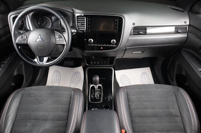 Mitsubishi Outlander III Рестайлинг 3 с пробегом 2021 года, цена 2 649 000 рублей, 59269 км, внедорожник, Автокод Объявления