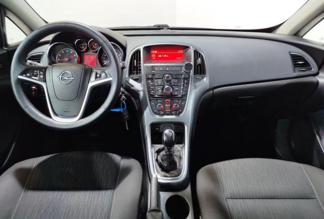 Opel Astra J Рестайлинг с пробегом 2013 года, цена 920 000 рублей, 120896 км, хэтчбек, Автокод Объявления