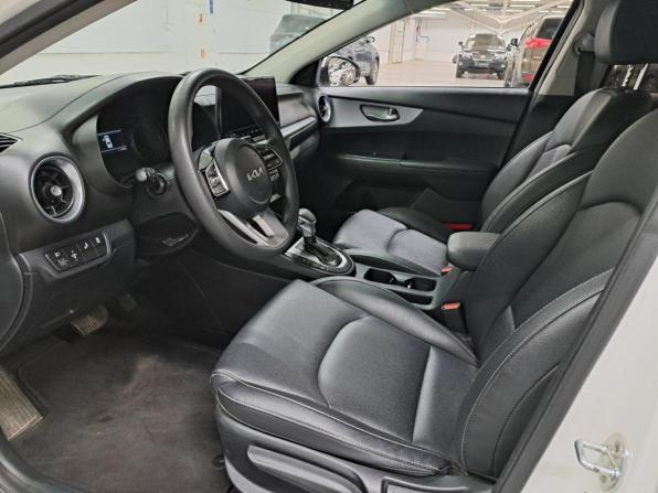 Kia K3 II Рестайлинг с пробегом 2021 года, цена 1 899 000 рублей, 111400 км, седан, Автокод Объявления