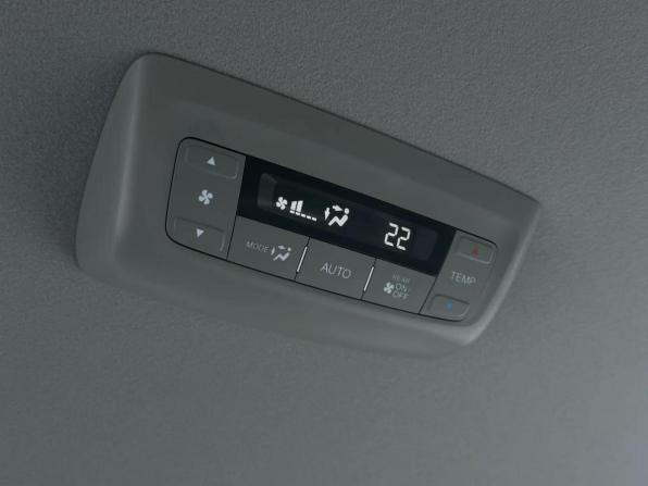 Honda Stepwgn V Рестайлинг с пробегом 2020 года, цена 2 400 000 рублей, 115000 км, минивэн, Автокод Объявления