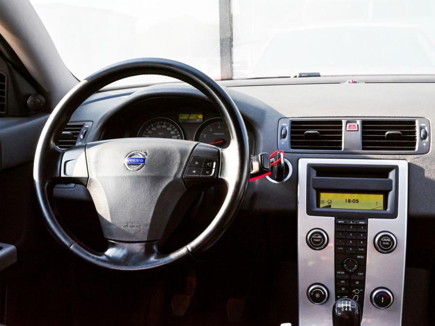 Volvo S40 II Рестайлинг Екатеринбург  - изображение 19