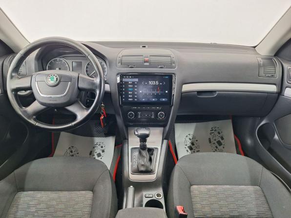 Skoda Octavia II (A5) Рестайлинг с пробегом 2012 года, цена 810 000 рублей, 248198 км, универсал, Автокод Объявления