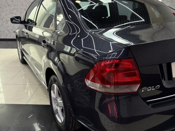 Volkswagen Polo V с пробегом 2015 года, цена 965 000 рублей, 137102 км, седан, Автокод Объявления