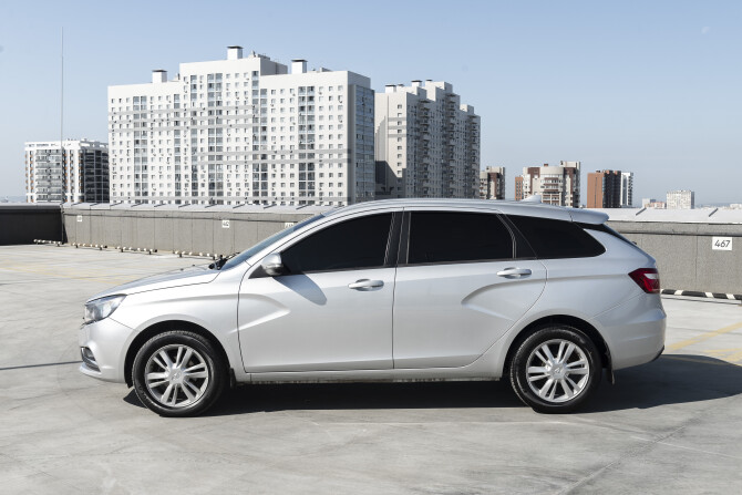 Lada (ВАЗ) Vesta I с пробегом 2018 года, цена 980 000 рублей, 160000 км, универсал, Автокод Объявления