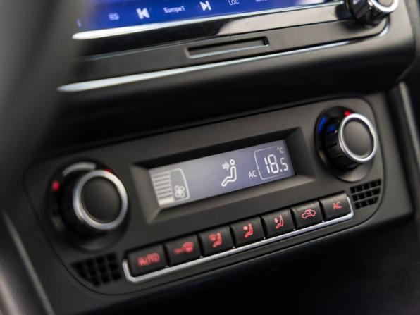 Volkswagen Polo V с пробегом 2012 года, цена 788 000 рублей, 188028 км, седан, Автокод Объявления