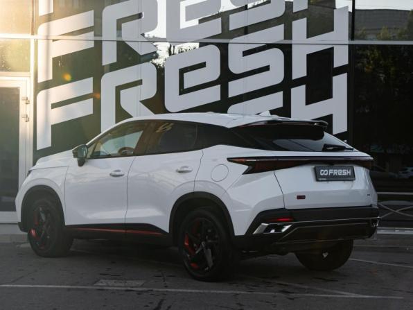 Omoda C5 I с пробегом 2023 года, цена 1 820 000 рублей, 65505 км, внедорожник, Автокод Объявления