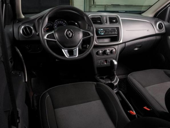 Renault Logan II Рестайлинг с пробегом 2022 года, цена 1 230 000 рублей, 91332 км, седан, Автокод Объявления
