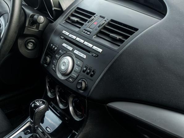 Mazda 3 II (BL) с пробегом 2011 года, цена 719 900 рублей, 304000 км, седан, Автокод Объявления