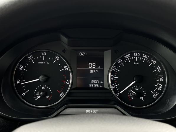 Skoda Octavia III (A7) с пробегом 2015 года, цена 888 000 рублей, 199721 км, лифтбек, Автокод Объявления