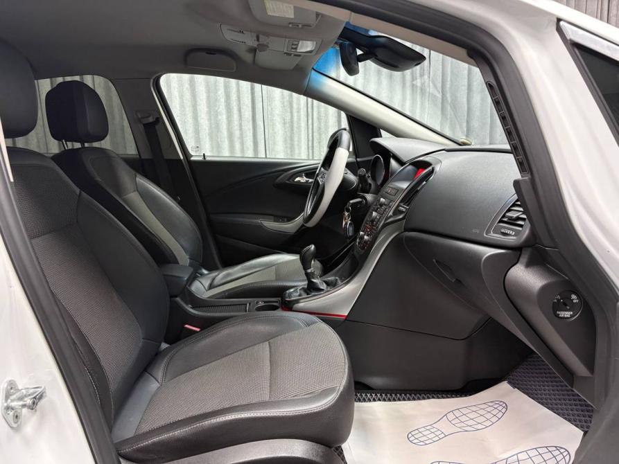 Opel Astra J Стерлитамак  - изображение 33