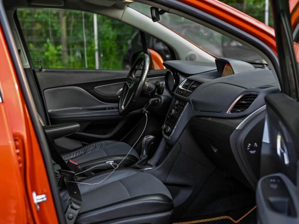 Opel Mokka I с пробегом 2014 года, цена 850 000 рублей, 276200 км, внедорожник, Автокод Объявления
