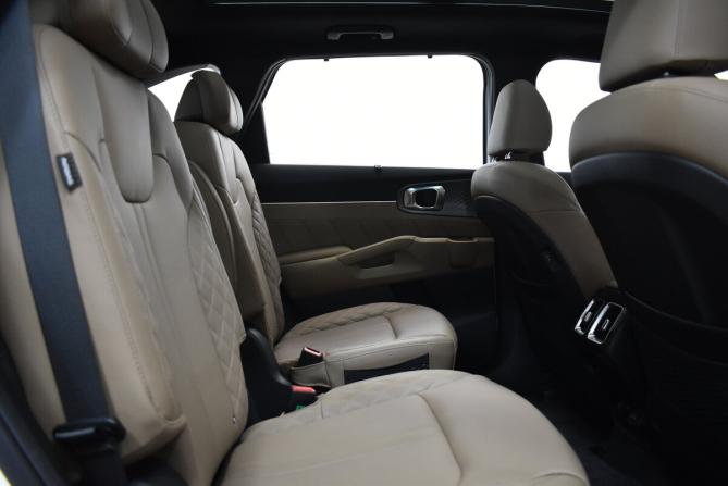 Kia Sorento IV Рестайлинг с пробегом 2023 года, цена 4 790 000 рублей, 26079 км, внедорожник, Автокод Объявления