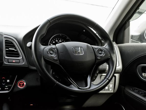 Honda Vezel I Рестайлинг с пробегом 2019 года, цена 2 050 000 рублей, 52150 км, внедорожник, Автокод Объявления