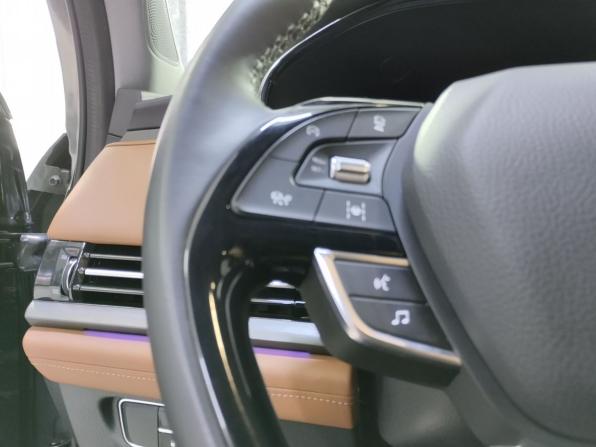 Changan CS95 I Рестайлинг 2 с пробегом 2023 года, цена 2 800 000 рублей, 60100 км, внедорожник, Автокод Объявления