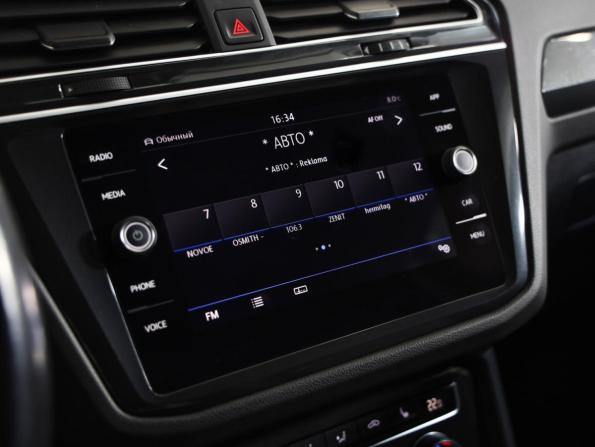 Volkswagen Tiguan II с пробегом 2019 года, цена 2 159 000 рублей, 184352 км, внедорожник, Автокод Объявления