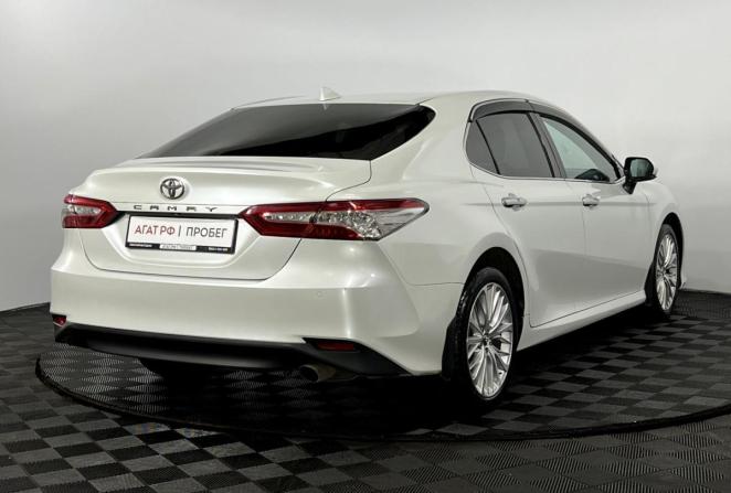 Toyota Camry VII (XV50) Рестайлинг 2 с пробегом 2018 года, цена 2 800 000 рублей, 117137 км, седан, Автокод Объявления