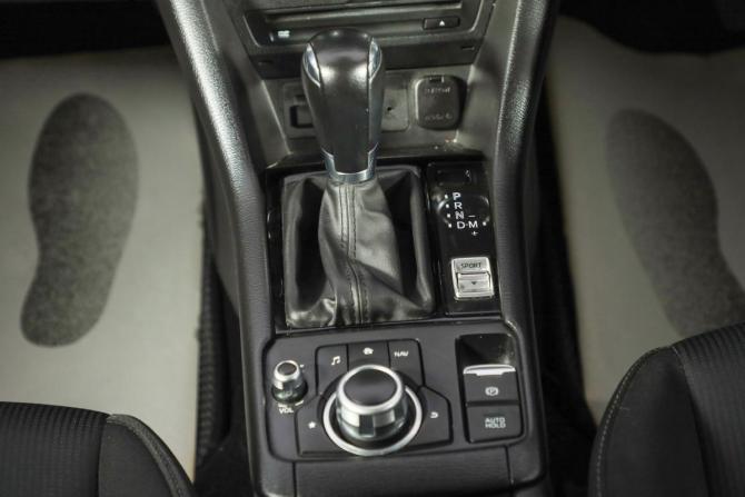 Mazda CX-3 I Рестайлинг с пробегом 2021 года, цена 1 899 000 рублей, 86000 км, внедорожник, Автокод Объявления