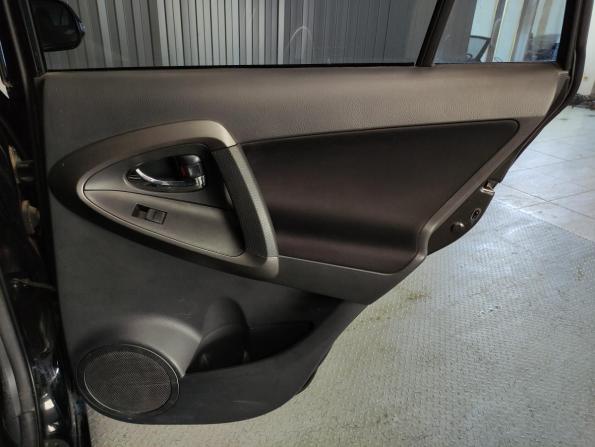 Toyota RAV4 III (XA30) с пробегом 2010 года, цена 1 465 000 рублей, 123149 км, внедорожник, Автокод Объявления