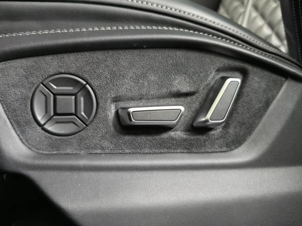 Audi Q8 I (4M) Рестайлинг с пробегом 2024 года, цена 12 700 000 рублей, 16427 км, внедорожник, Автокод Объявления