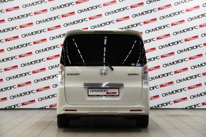 Honda Stepwgn IV с пробегом 2011 года, цена 1 345 450 рублей, 142865 км, минивэн, Автокод Объявления