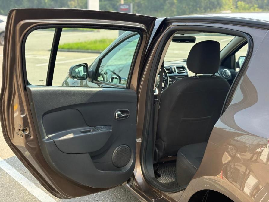 Renault Sandero II Рестайлинг Томск  - изображение 19
