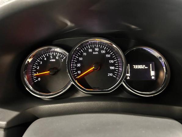 Renault Logan II Рестайлинг с пробегом 2021 года, цена 945 000 рублей, 73301 км, седан, Автокод Объявления