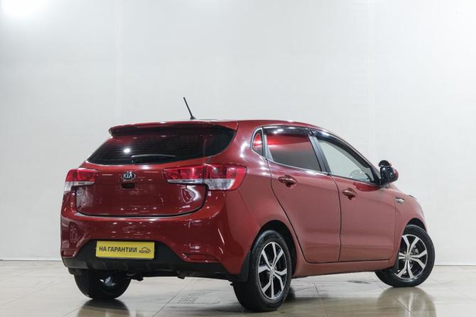 Kia Rio III Рестайлинг с пробегом 2015 года, цена 999 000 рублей, 202000 км, хэтчбек, Автокод Объявления