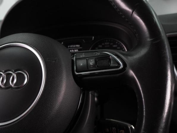 Audi Q3 I (8U) Рестайлинг с пробегом 2015 года, цена 1 749 000 рублей, 205210 км, внедорожник, Автокод Объявления