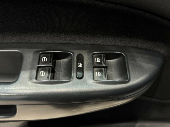 Skoda Octavia II (A5) Рестайлинг с пробегом 2012 года, цена 840 000 рублей, 267144 км, лифтбек, Автокод Объявления