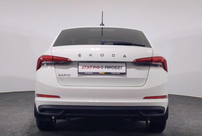 Skoda Rapid II с пробегом 2022 года, цена 2 030 000 рублей, 7115 км, лифтбек, Автокод Объявления
