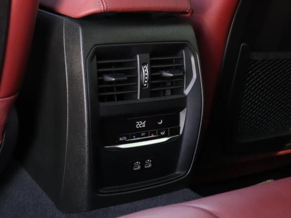 BMW 3 серии VII (G2x) с пробегом 2021 года, цена 4 180 000 рублей, 95050 км, седан, Автокод Объявления