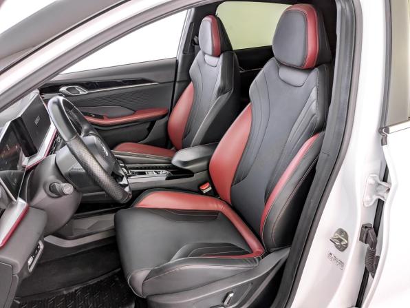 Geely Coolray I Рестайлинг с пробегом 2023 года, цена 1 725 000 рублей, 106104 км, внедорожник, Автокод Объявления