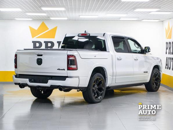 Ram 1500 V с пробегом 2022 года, цена 9 499 000 рублей, 32151 км, offers.body_type.unknown, Автокод Объявления