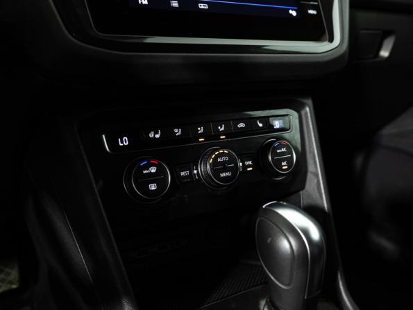 Volkswagen Tiguan II с пробегом 2019 года, цена 2 299 777 рублей, 63595 км, внедорожник, Автокод Объявления