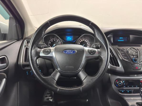 Ford Focus III с пробегом 2012 года, цена 596 000 рублей, 242121 км, универсал, Автокод Объявления