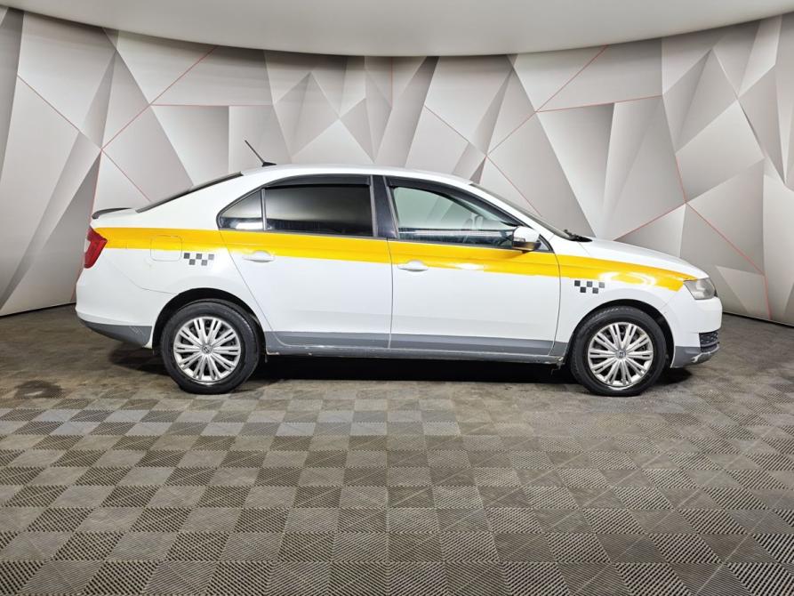 Skoda Rapid I Рестайлинг Москва  - изображение 6
