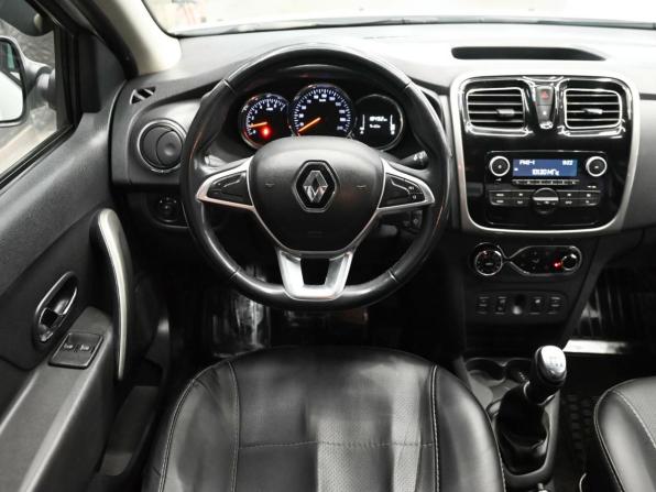 Renault Logan II Рестайлинг с пробегом 2020 года, цена 865 000 рублей, 100634 км, седан, Автокод Объявления