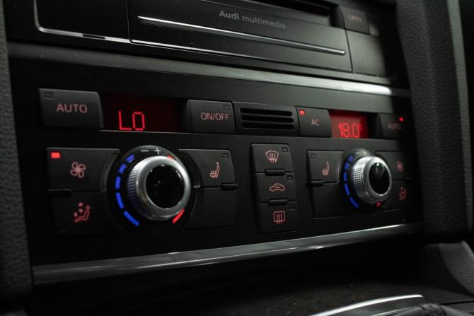 Audi Q7 I (4L) Рестайлинг с пробегом 2012 года, цена 1 900 000 рублей, 253622 км, внедорожник, Автокод Объявления