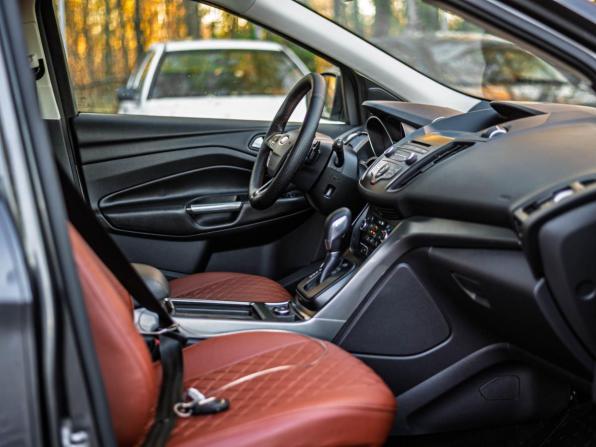 Ford Kuga II Рестайлинг с пробегом 2017 года, цена 1 688 000 рублей, 95148 км, внедорожник, Автокод Объявления