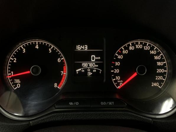Volkswagen Polo V Рестайлинг с пробегом 2019 года, цена 998 000 рублей, 199000 км, седан, Автокод Объявления