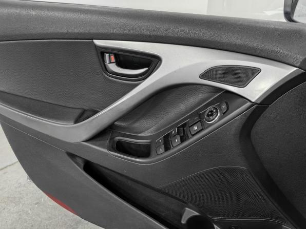 Hyundai Avante V с пробегом 2011 года, цена 855 000 рублей, 173660 км, седан, Автокод Объявления