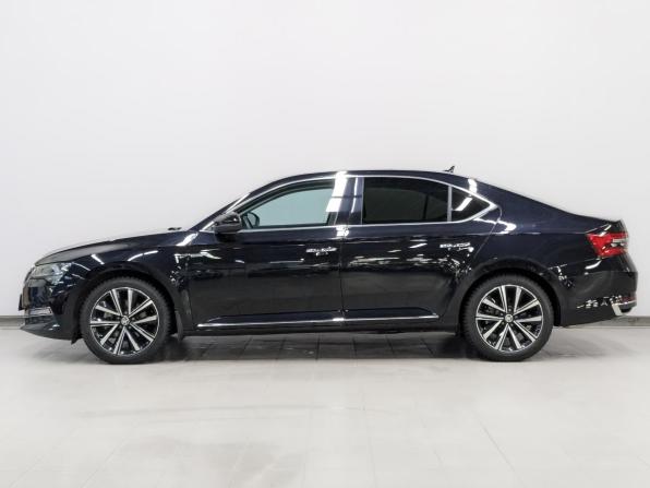 Skoda Superb III Рестайлинг с пробегом 2025 года, цена 3 775 000 рублей, 19557 км, лифтбек, Автокод Объявления