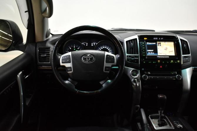 Toyota Land Cruiser 200 Series Рестайлинг 1 с пробегом 2014 года, цена 4 788 000 рублей, 125332 км, внедорожник, Автокод Объявления