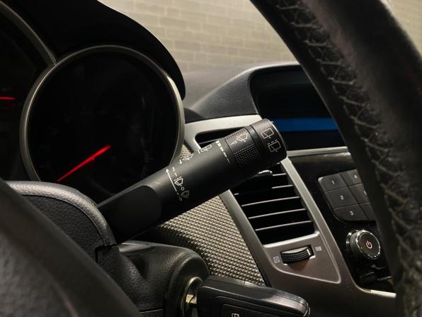 Chevrolet Cruze I с пробегом 2012 года, цена 800 000 рублей, 198231 км, хэтчбек, Автокод Объявления